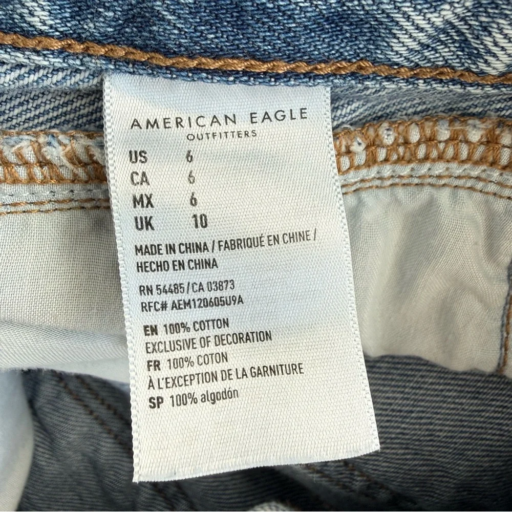 AMERICAN EAGLE | Acid Wash Mom Jean Shorts - Size 6 - Picture 8 of 11